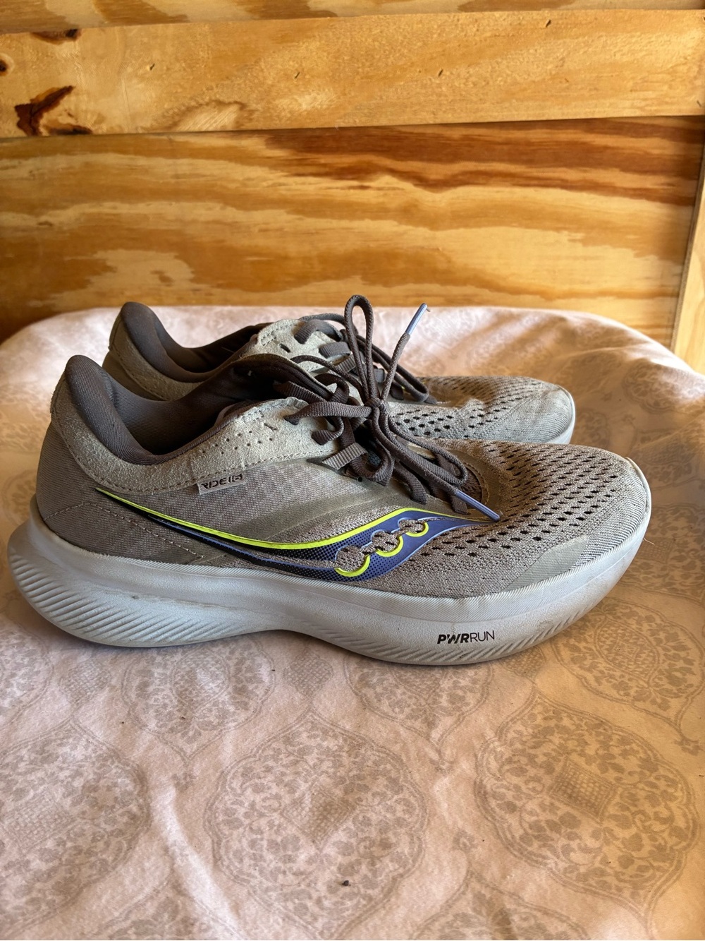 Saucony RIDE 16 WIDE Size 8 - Picture 4 of 11